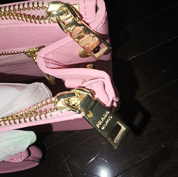 Authentic Pink Prada Bag - Picture 7 of 9